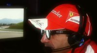 Foto - Formula 1, il team Sky Sport durante la telecronaca dei test in 3D