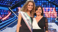 Foto - Giusy Buscemi, 19 anni è Miss Italia 2012, il video della sua incoronazione