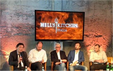 Carlo Cracco pronto su Sky Uno a scatenare l'inferno di Hell's Kitchen #HKIta 