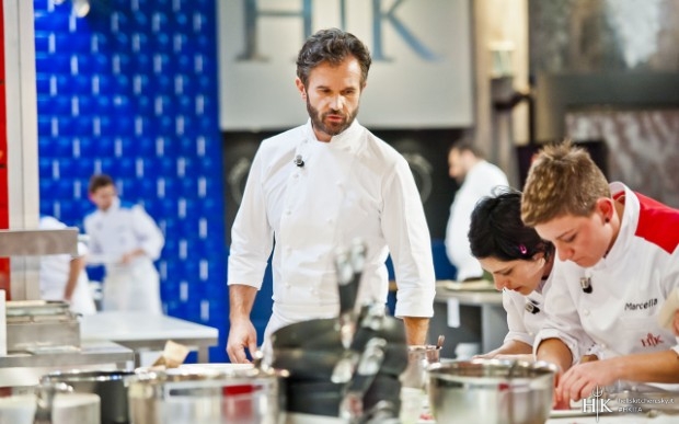 Hell's Kitchen Italia (Sky Uno): nuove sfide e servizi per i 13 concorrenti