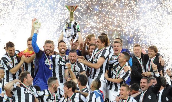 Juventus Campione | la consegna dello Scudetto in diretta tv Sky, Premium, Rai