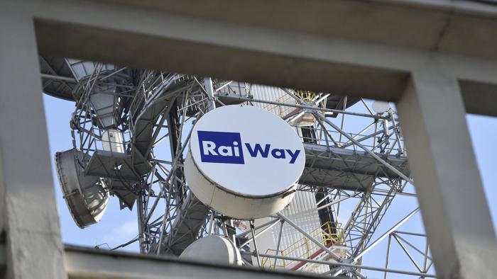 Ei Towers conferma Opas 66% su Rai Way, deciderà antitrust
